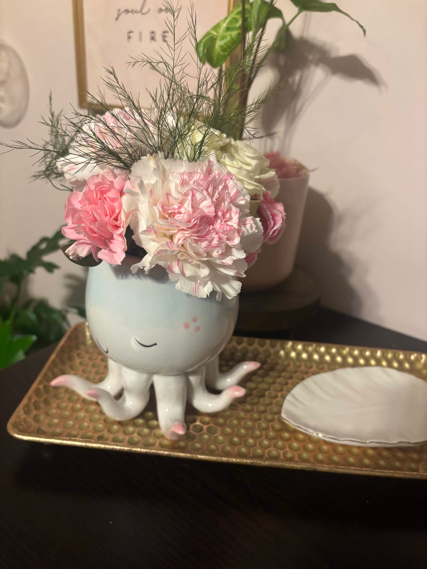 Octopus with Open Arms Arrangement with Pink and White Flowers