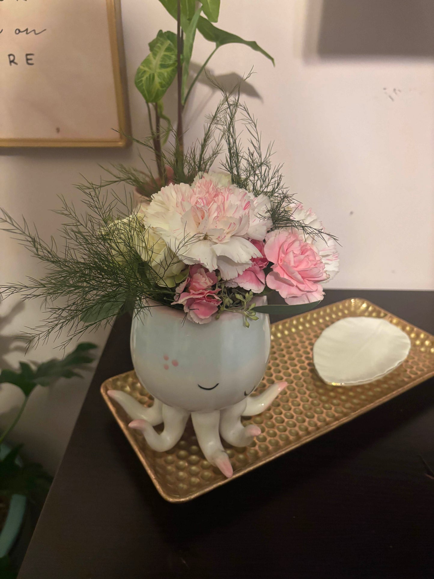Octopus with Open Arms Arrangement with Pink and White Flowers