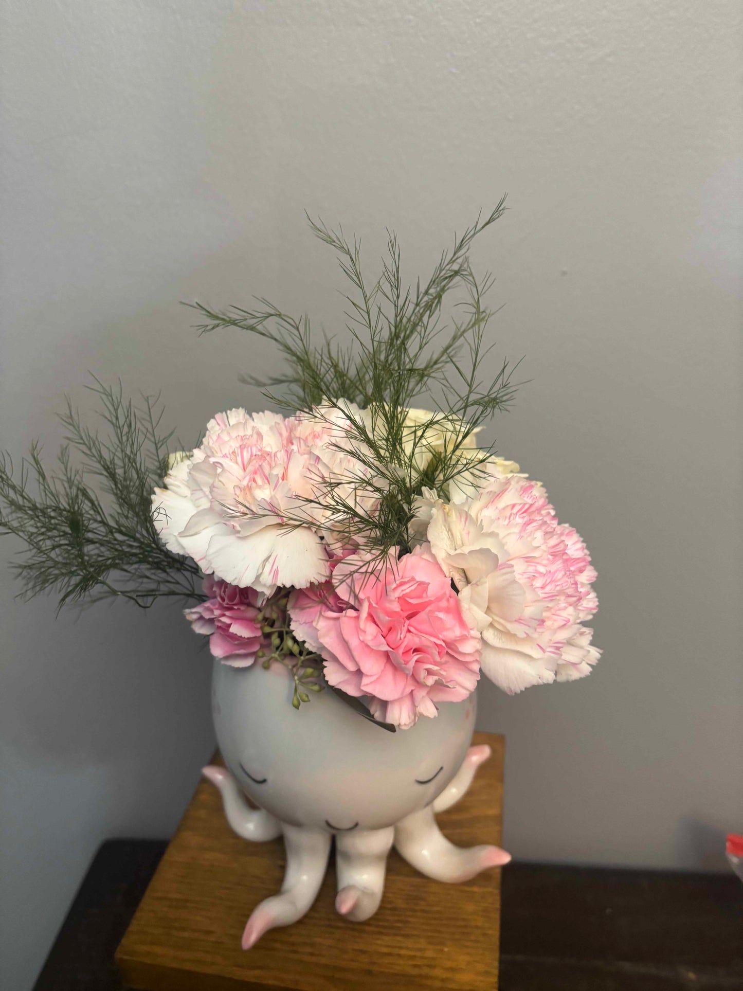 Octopus with Open Arms Arrangement with Pink and White Flowers